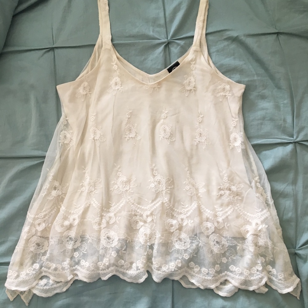 Bobeau Cream Tank